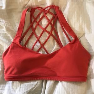 Lululemon sports bra